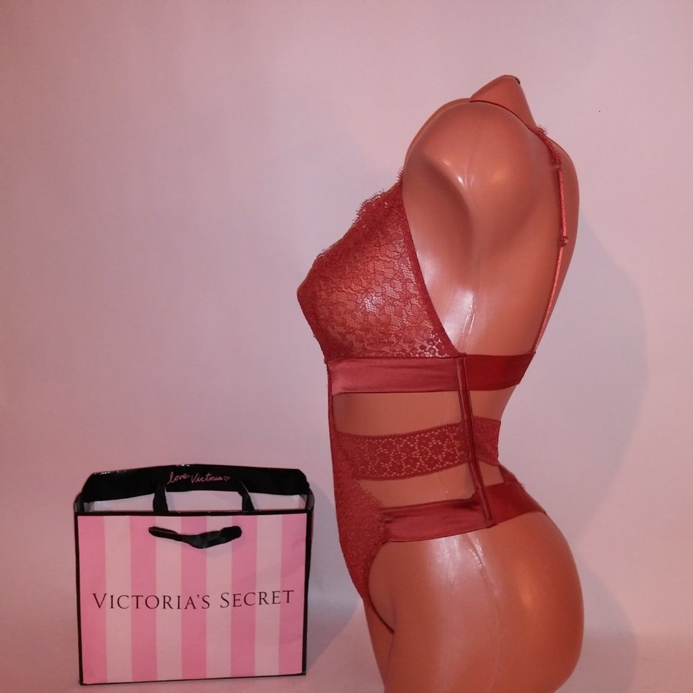 Victoria Secret Lingerie - Picture 4 of 7